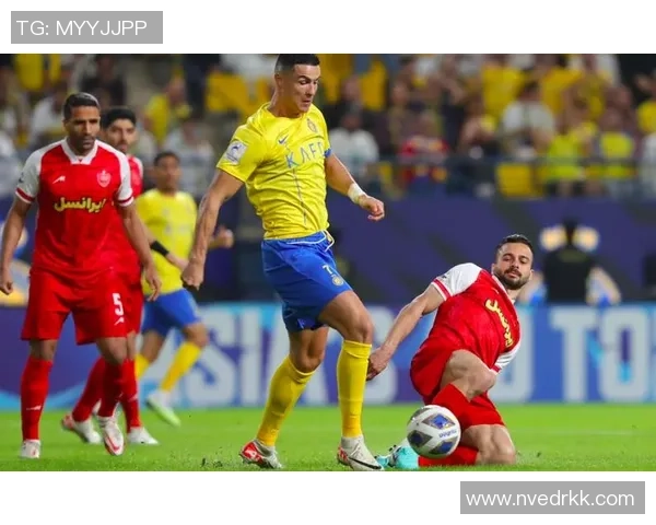 利雅得胜利客战果阿首发名单公布 C罗缺阵马内科曼菲利克斯替补出战