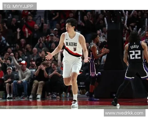 利拉德学中文趣事 杨瀚森曝队友教的不宜播词汇